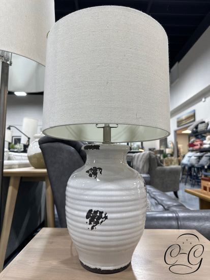 Cream/Brown Detailing Pottery Base Table Lamp With Rnd Cream Shade