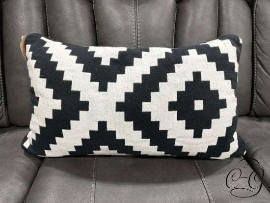 Tribal Design Cushion Pillow