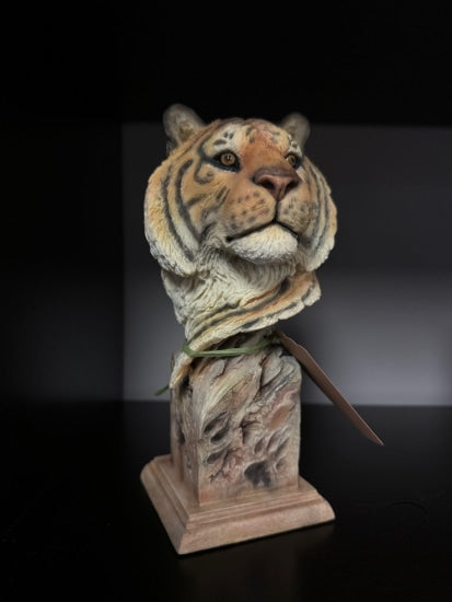 Big Tiger Bust/Sculpture Integrity Home Decor