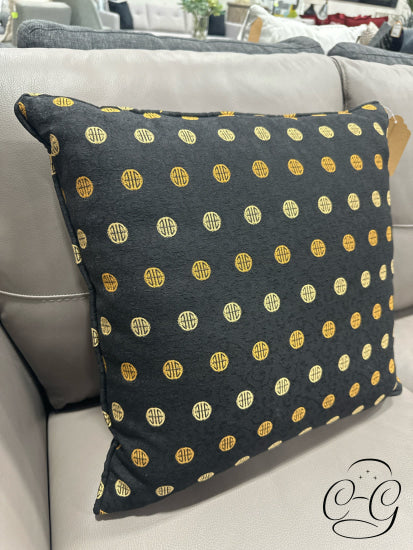Black Toss Pillow With Contrasting Circle Pattern Fabric 18x18’’ Pillow