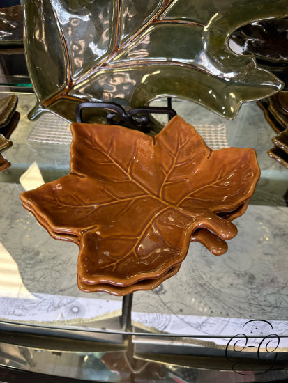 Green/Brown Maple Leaf Design Set Of 7 Stoneware Plates (1 Large/6 Small) Dinnerware
