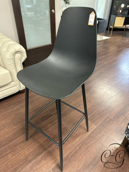Indoor/Outdoor Black Moulded Plastic Bar Stool W/Powder Coated Metal Legs Barstool