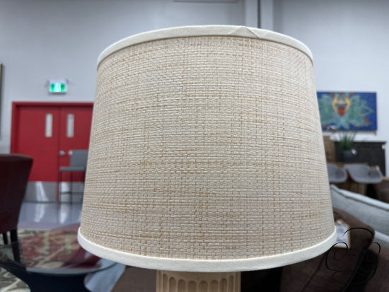 Light Wood Round Base With Grooved Design Rnd Beige Wicker Shade Table Lamp