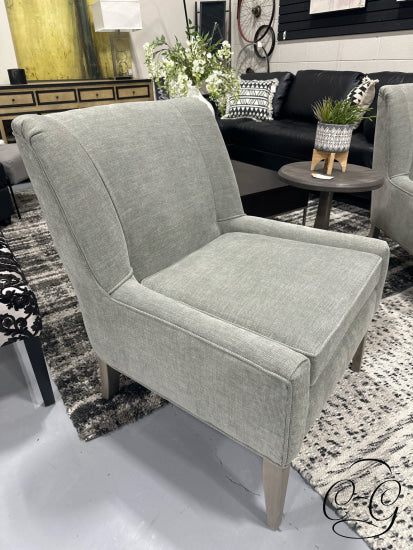 *Made In Canada* Grey Fabric Chair W/Top Side Pleating Washed Grey Legs 29x32x34’’ Chair