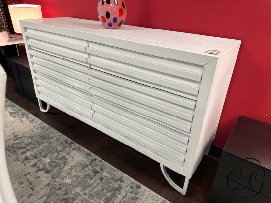 Magnolia Home 6 Drawer Dresser W/Curved Legs Only