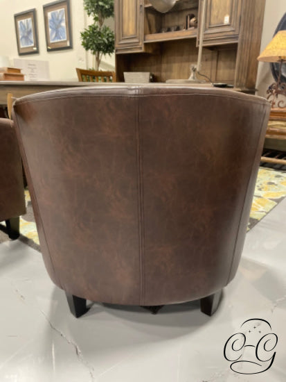 Mottled Brown Vinyl Tub Chair