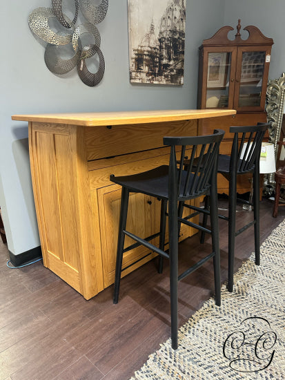 Oak Frontier Island Buffet With Pull Out Table 6 Leaves 2 Door Storage 52x36x42’’ Dining Table Only