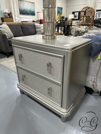 Silver Finish 2 Drawer Nightstand W/3 Way Touch Light Pendent Pulls 30x18x30’’ Night-table
