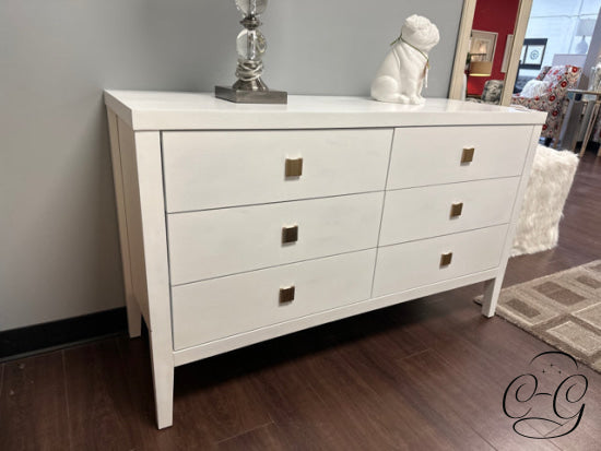 Style In Form White 6 Drawer Dresser Only